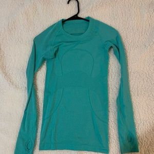 Lulu Lemon Swiftly Tech long sleeve top